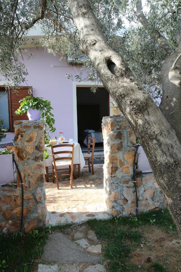 B&B Campu Moru Bari Sardo Kültér fotó